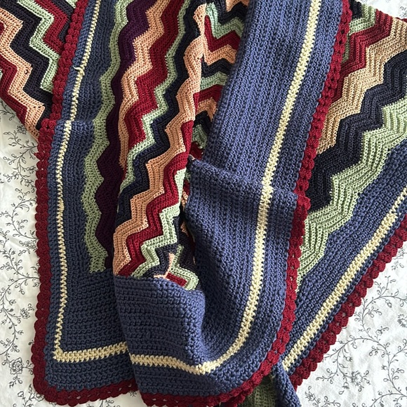 Colorful Handmade hand knit Chevron bed spread throw blanket - Picture 16 of 16